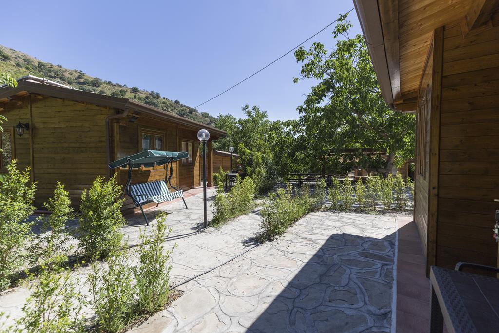 Profetina Village Motta Camastra Bagian luar foto